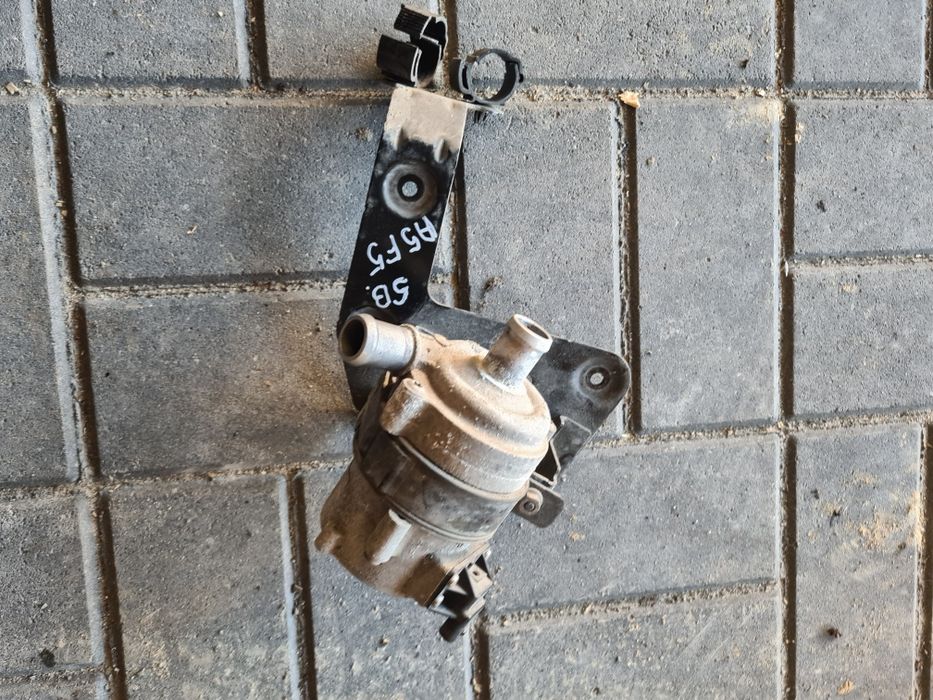 Dodatkowa pompa wody Audi A5 F5 8w 2.0 TDI