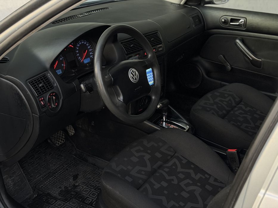 Volkswagen Golf 4 автомат, кондиціонер