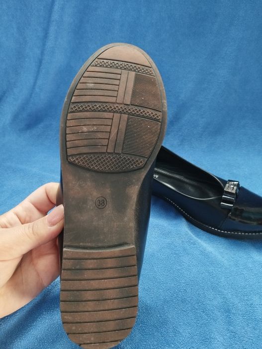 Продам жіночі туфлі