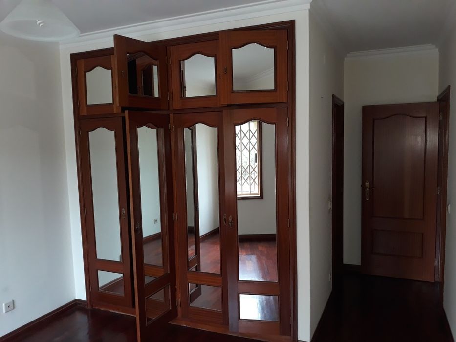 Vendo t2 com suite em Serzedo, VNG