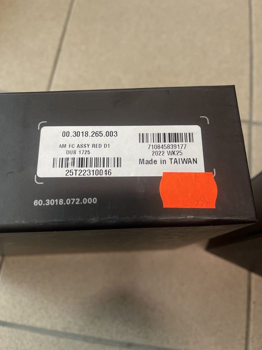 Sram Red tarcza + korba  SRAM CRING ROAD 5037T KIT DM RED GREY Uni