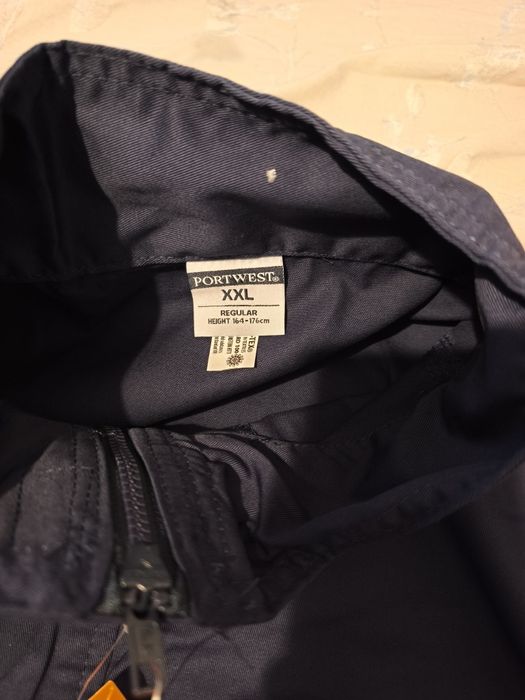 Viatuario de trabalho novo xxl 3xl 
Calças multibolsos xxl 14eur P