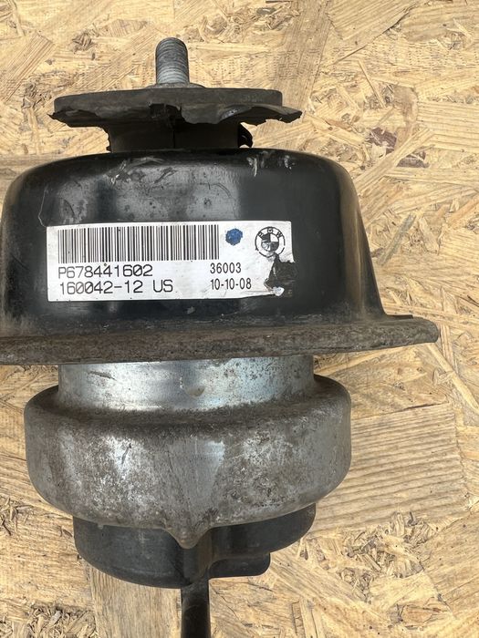 Продам подушку двигуна бмв х5 Е70 3.0 дізель