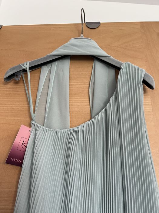 Vestido novo verde menta