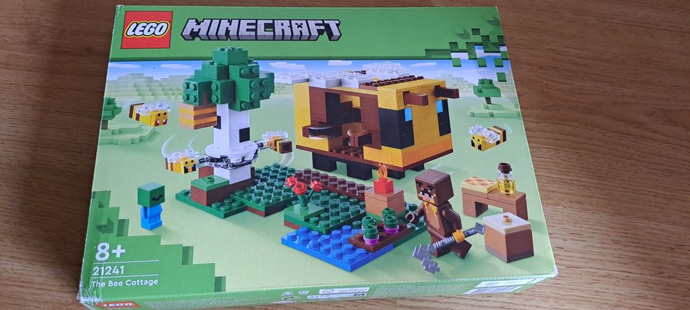 Lego Minecraft 21241