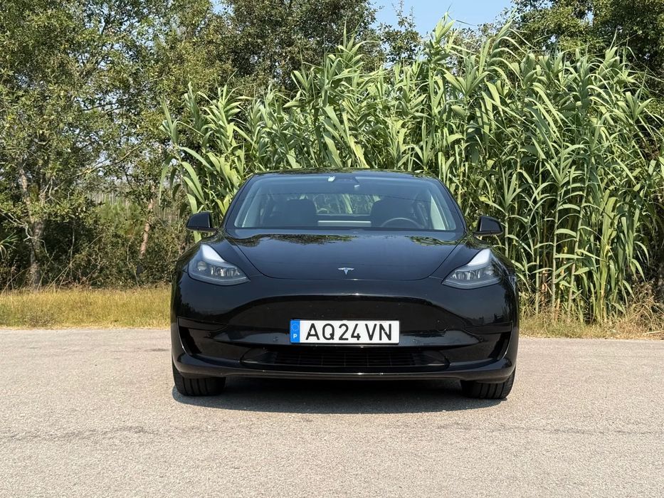 Tesla Model 3 Standard Range Plus RWD foto 2