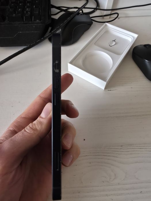 Iphone 13  smartphone