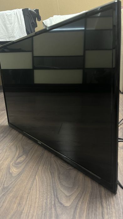 Продам телквизор Bravis