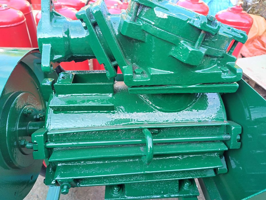 Лучшие Украине дровоколы ТУТ!-электродвигатель 2.2-15 квт 220\380вольт