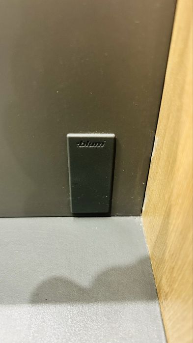 Movel WC com gavetas da Blum