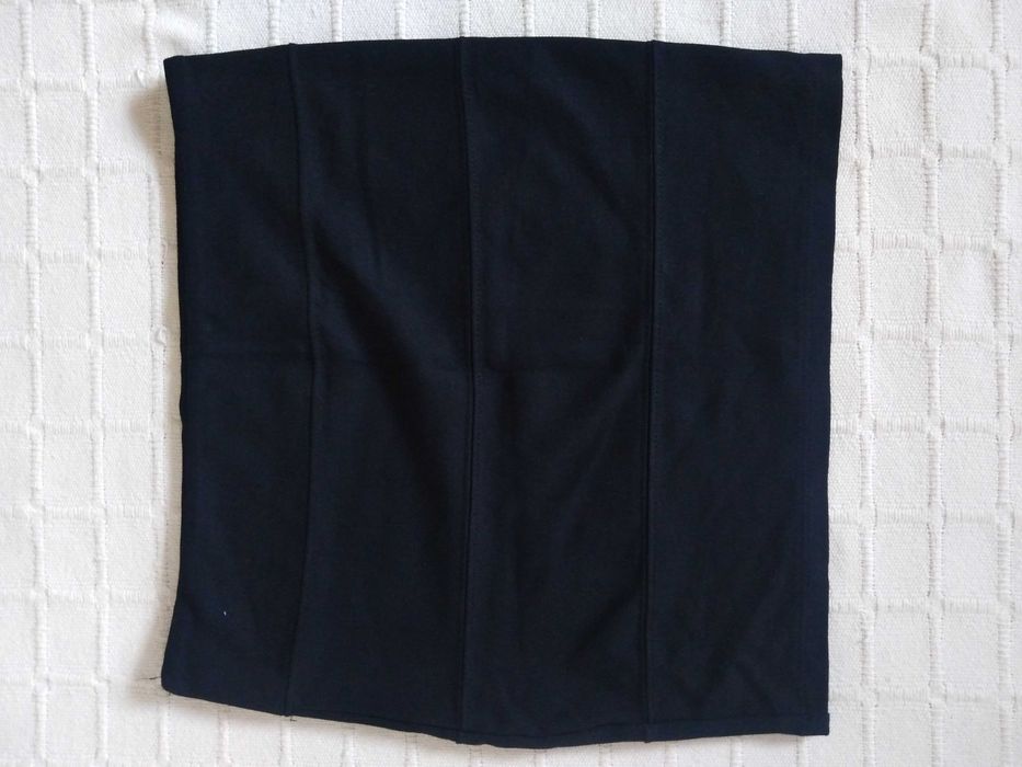 Mini Saia Negra Stradivarius S