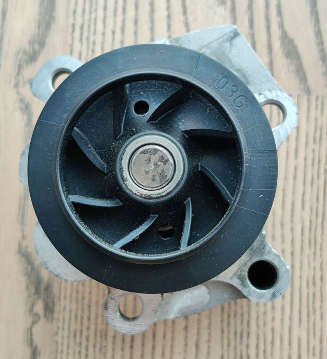 Водяной насос б/у Mitsubishi, Skoda,VW,Toyota,Daewoo.