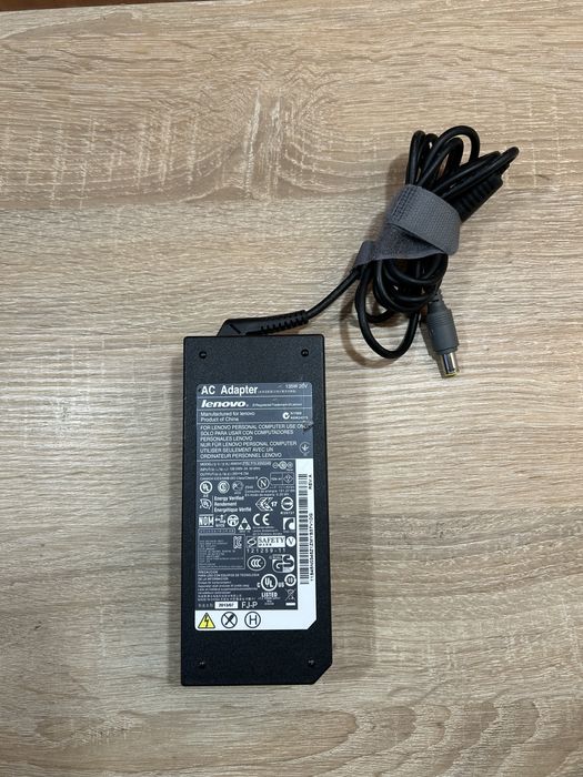 Блок живлення Lenovo 135w 20v 6.75a