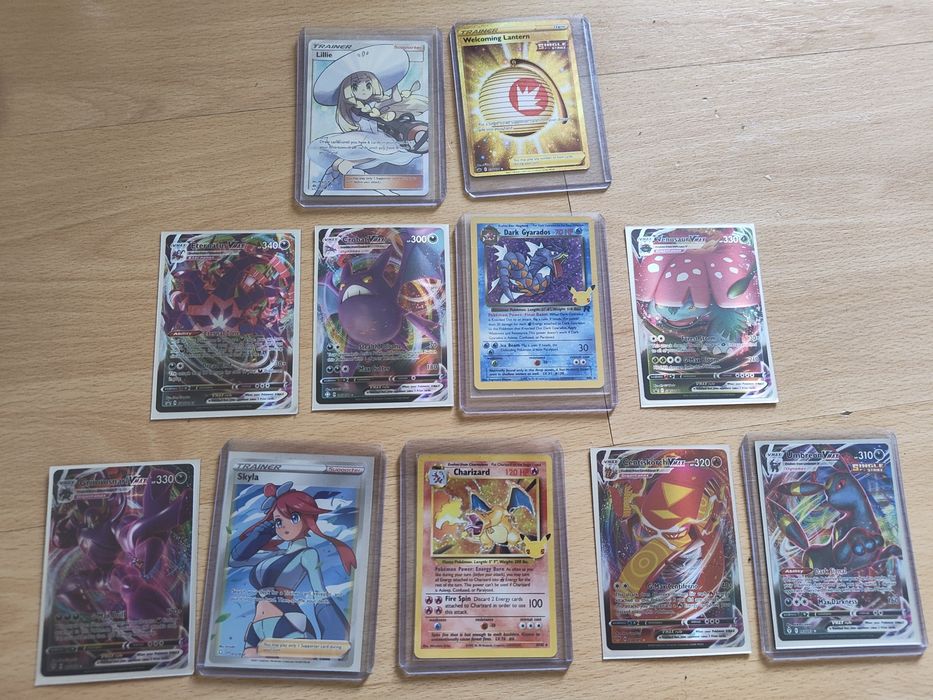 Zestaw kart pokemon dobry stan opakowane w klastik