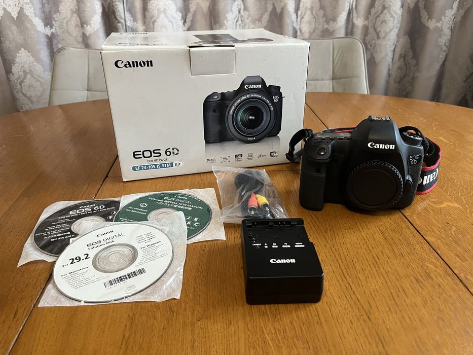 Повнокадровий фотоапарат Canon EOS 6D (WG)