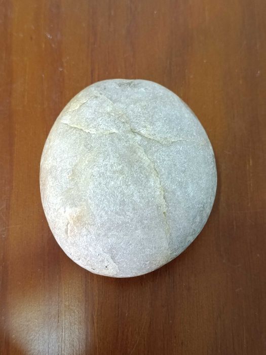 Pedra Pintada à Mão