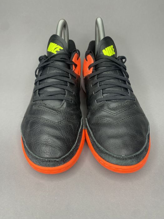 Nike Tiempo шкіряні футбольні футзалки професійні сороконіжки 39р найк шкіра