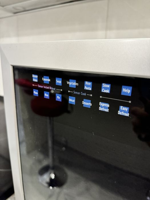 Микроволновая печь Sharp R-580D