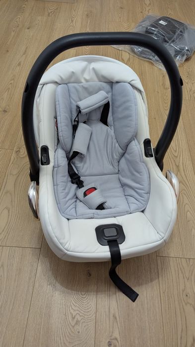 Fotelik nosidelko Junama + baza