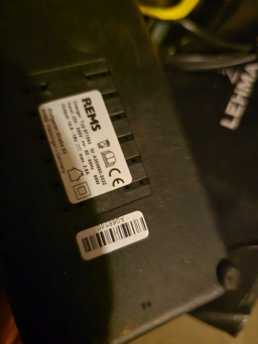 Nowa ladowarka do zaciskarki mini rems