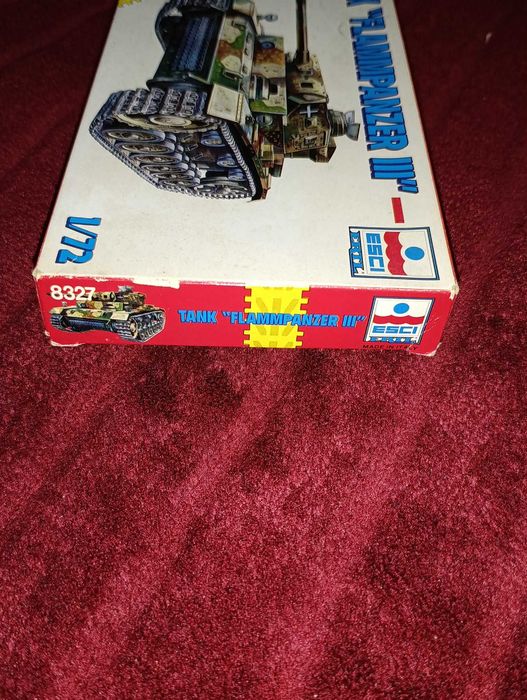 Kit ESCI Tank Flammpanzer III