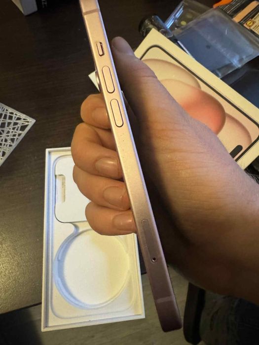 Iphone 15 Pink 128gb Stan idealny