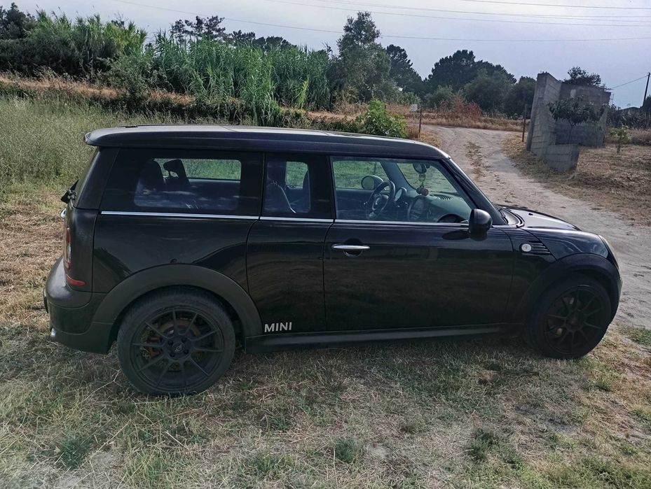Carrinha mini compacta e espectacular