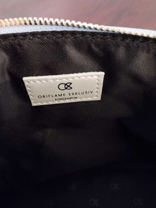 Bolsa Hay Azul, Clutch Nova (Oriflame) perfeita para festa e cocktail