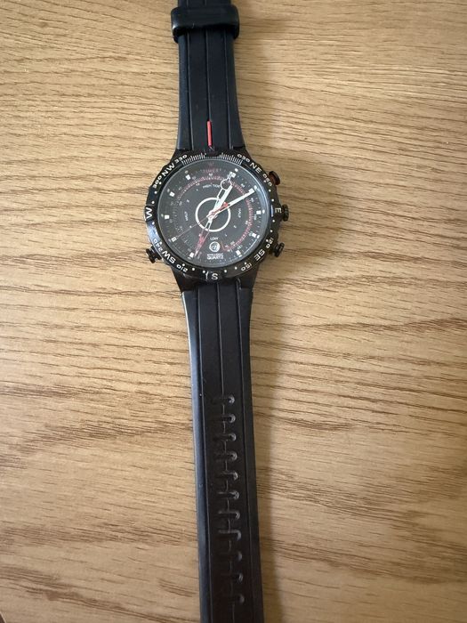 Zegatek Timex  Intelligent Quartz T2N72