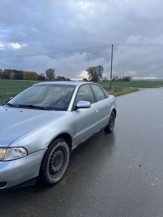 audi a4 b5 1.6 benzyna + gaz