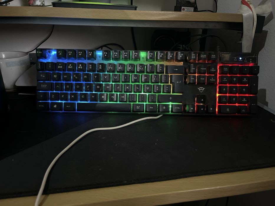 PC Gamer Ryzen 5 5500 + GTX 1650 + Teclado RGB | Excelente Estado