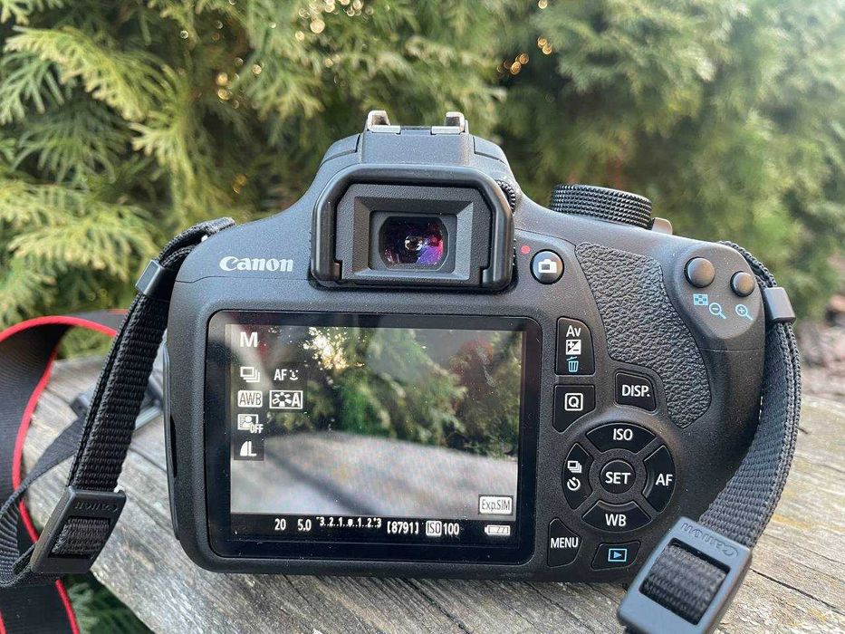 Canon 1200d 18-55 Повний комплект