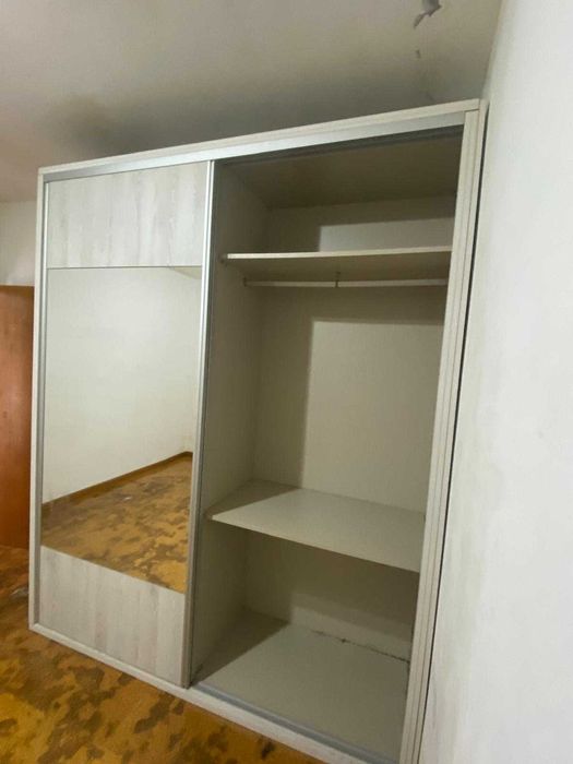 Guarda Roupa 2 Portas em Vidro