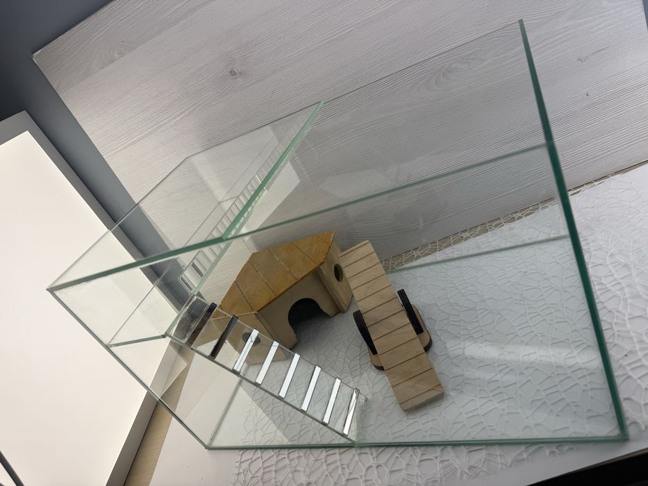 Sprzedam akwarium/terrarium dla chomika itp