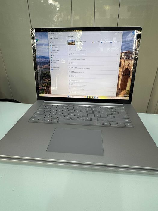Microsoft Surface Laptop 4 de 15” TouchScreen  Intel Core i7 | 16 GB RAM | SSD 256GB GRADE A