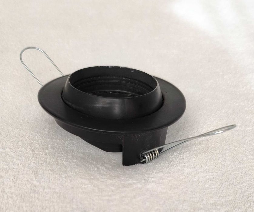 Oprawki do żarówek