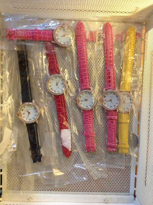 Lotes De Relógios NOVOS – Limpeza de Stock