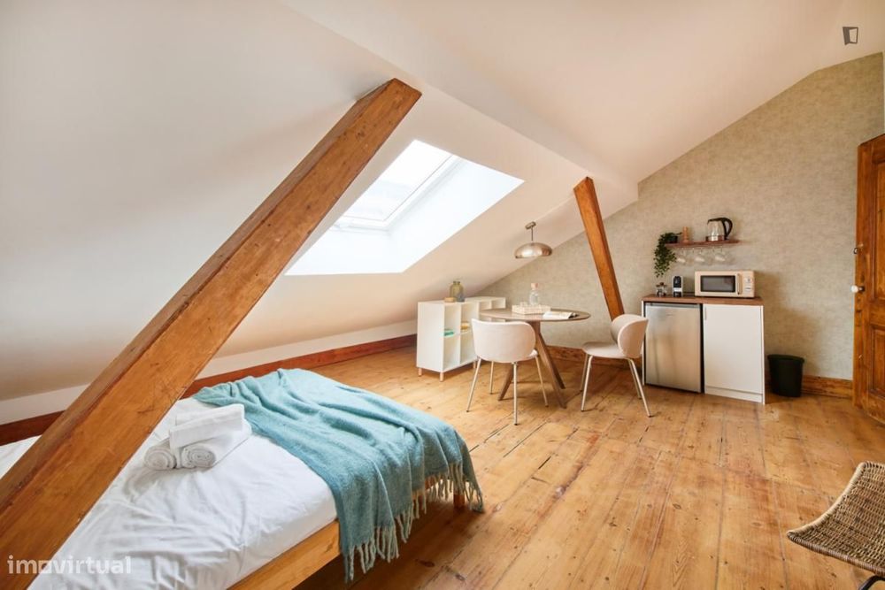 Quarto - localizado em Avenida da Liberdade Lisbon