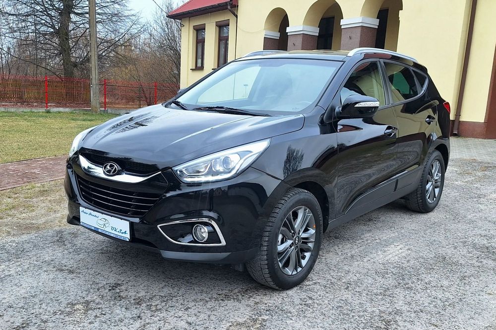 Hyundai ix35 1,6 135 KM * benzyna * z Niemiec * GWARANCJA * serwis * NAVI * kamera