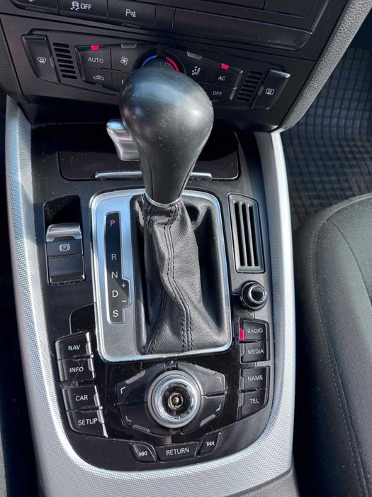 Samochód osobowy Audi Q5