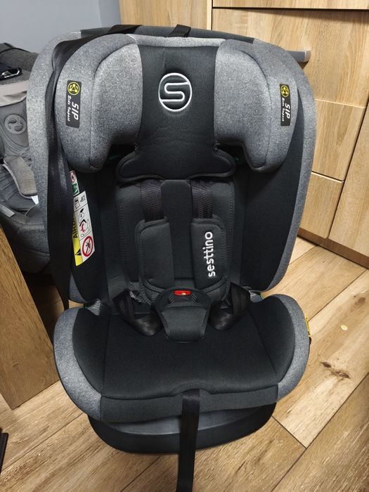 Tanie pranie tapicerki meblowej oraz detailing samochodowy