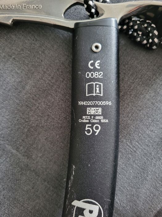 Czekan Petzl Summit 59 cm