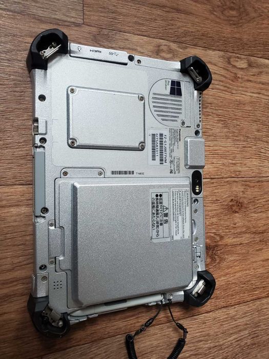 Panasonic FZ G1. i5-5300U.SSD-256GB. DDR3-8GB. FHD.IPS.