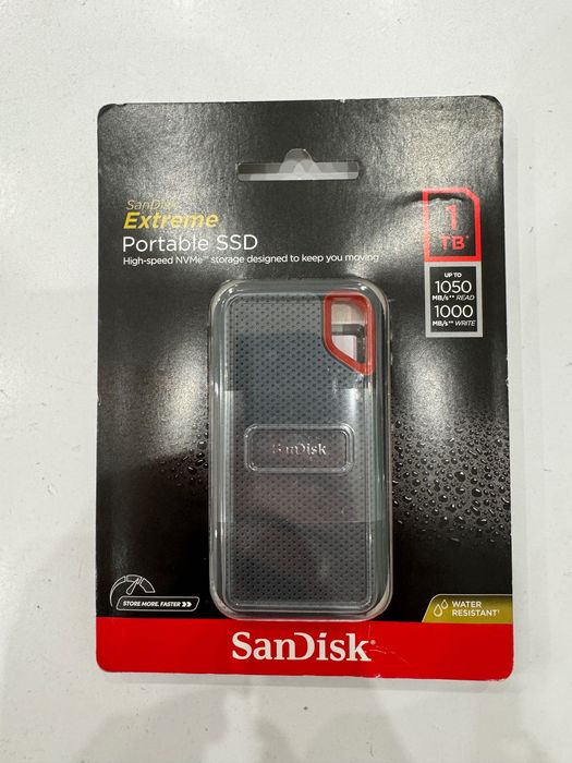 Найкраща ціна SSD Накопичувач SSD USB 3.2 1TB SanDisk SDSSDE61-1T00 Новий 1050 MB/с 1000 Гб