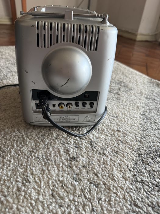 Mini televisao Stevenson