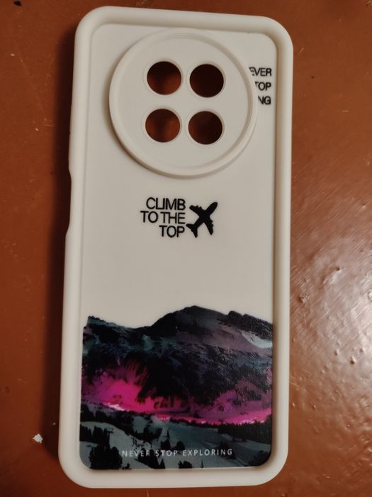 Продам чохол на realme 12 новий