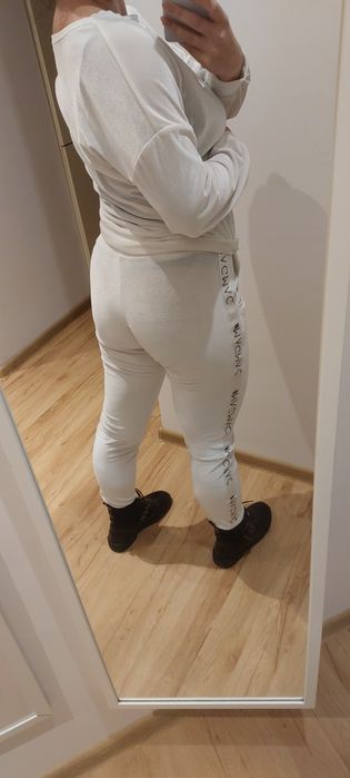 Perłowy dres komplet biały S magmac welur zestaw spodnie bluza