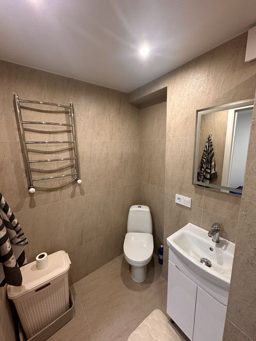 Без комісії!!!Частина будинку з новим ремонтом 35 м² на вул. Львівська