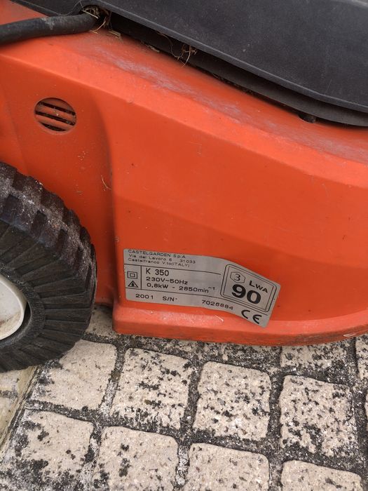 Aparador de relva resistente