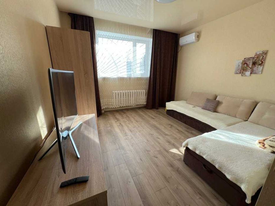 Продам 2-кімнатну квартиру  з ремонтом